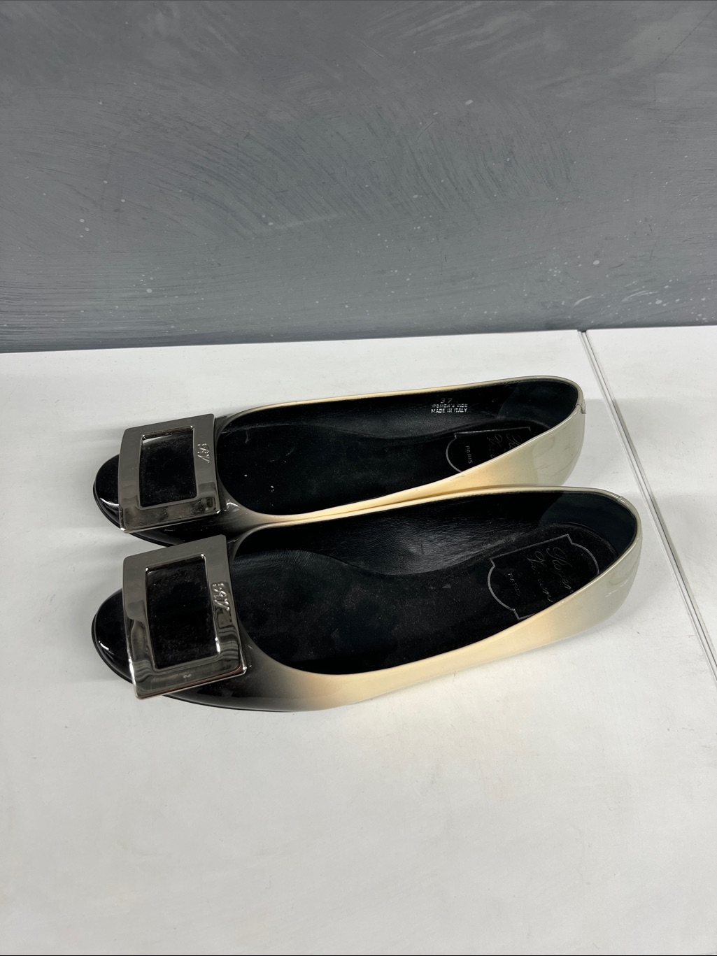 Roger Vivier Black-To-Cream Ombre Ballet Flats With Square Buckle